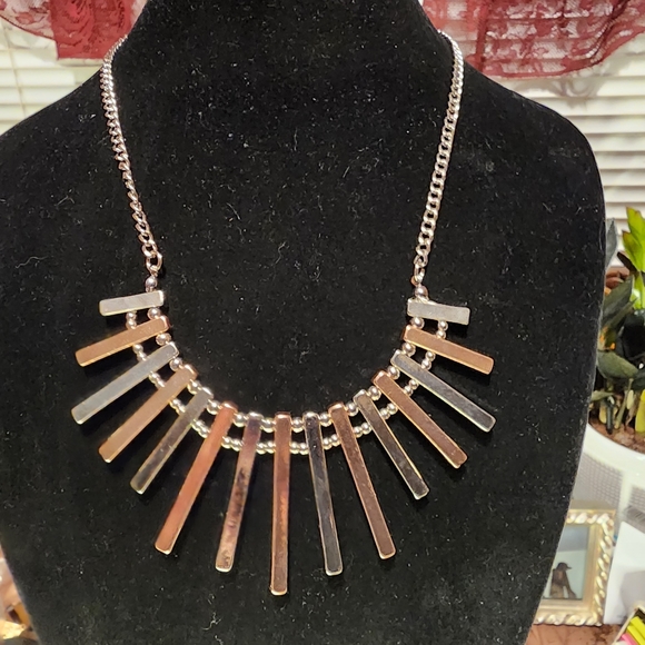 Silver tone and copper tone statement necklace - Picture 1 of 6